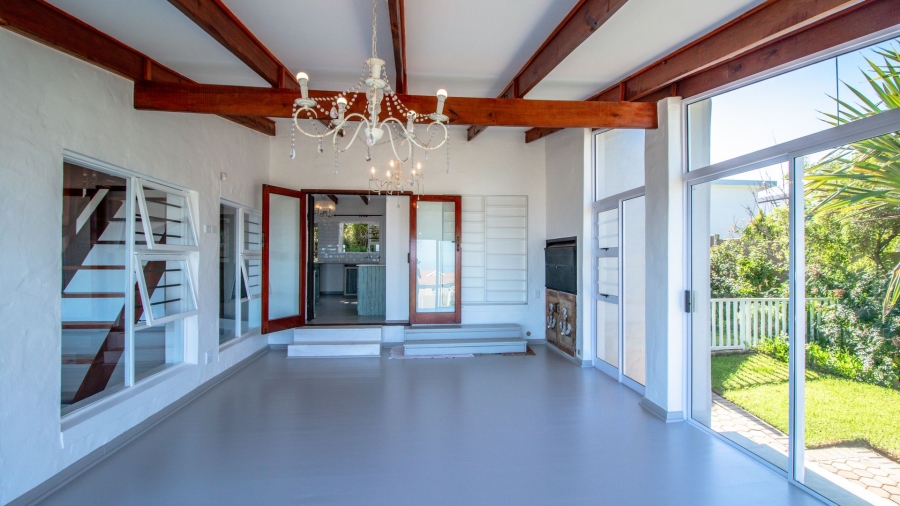 To Let 3 Bedroom Property for Rent in Dana Bay Western Cape